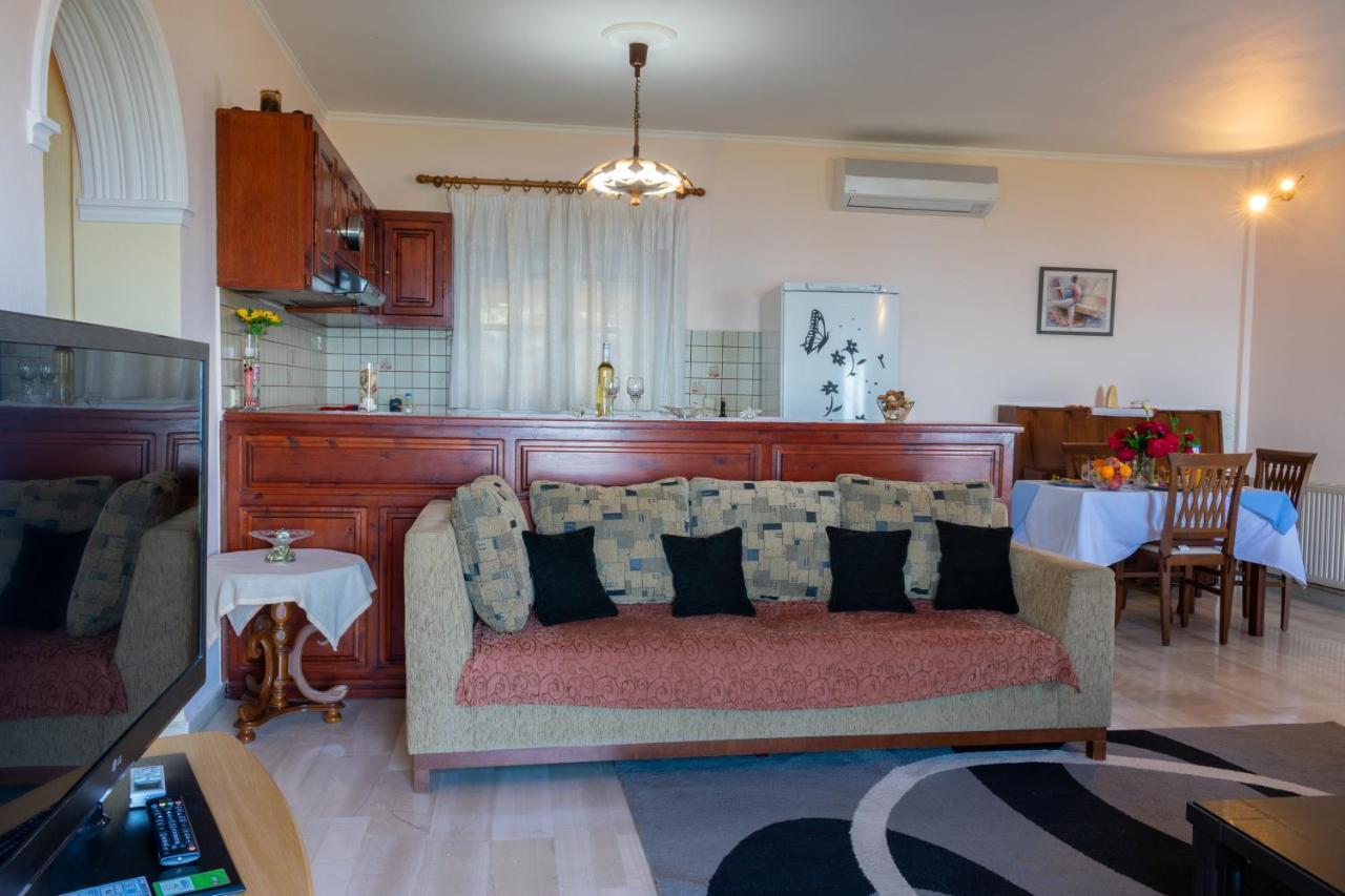 Villa Emily Achilleion Bagian luar foto