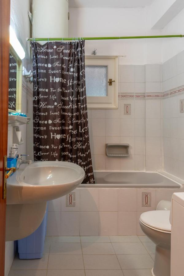 Villa Emily Achilleion Bagian luar foto