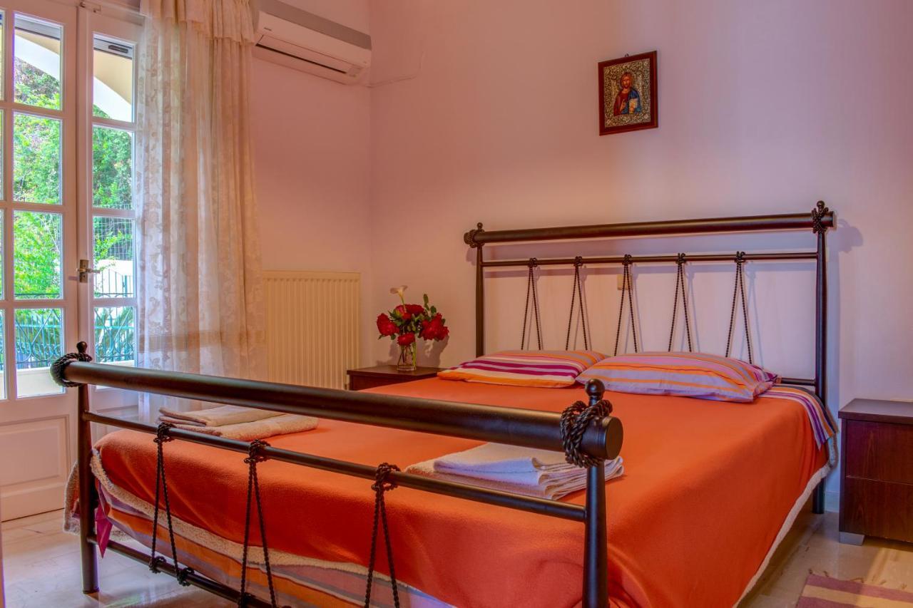 Villa Emily Achilleion Bagian luar foto